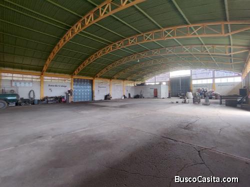 Galpón en Venta en la Zona Industrial en Coro Estado Falcon, Venezuela.