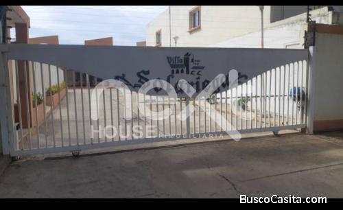 CASA EN VENTA SECTOR CLUB HIPICO MARACAIBO 470 ELIDA HERNANDEZ TELF 0424-6072709