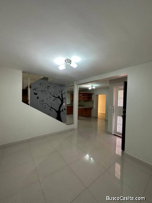 ESPECTACULAR TOWNHOUSE EN VENTA EN LA AV INTERCOMUNAL DE CABUDARE.