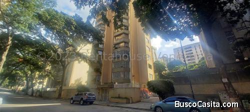 Apartamento en Venta Mls 24-4030 IV