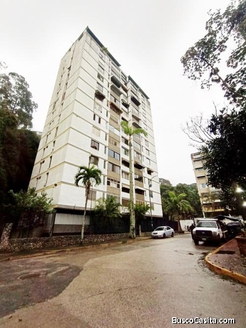 Bello Apartamento en venta en Las Palmas 176mts2 con puesto de estacionamiento
