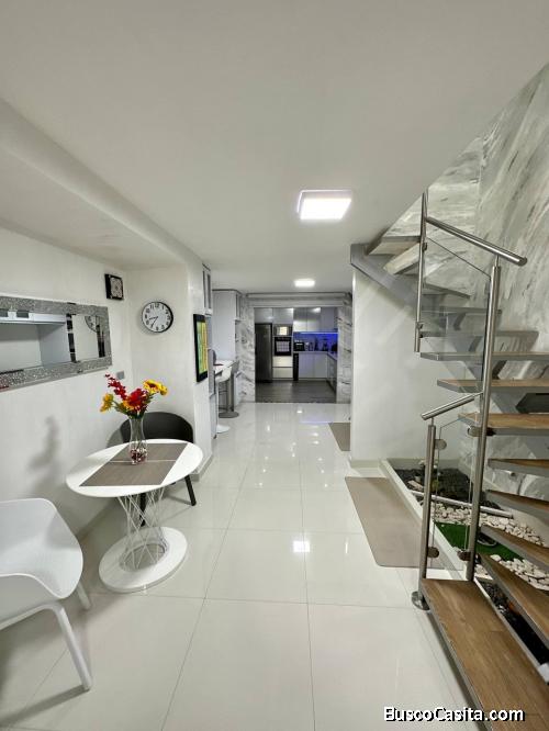 ESPECTACULAR TOWNHOUSE DE TRES NIVELES EN CAMINOS DE TARABANA