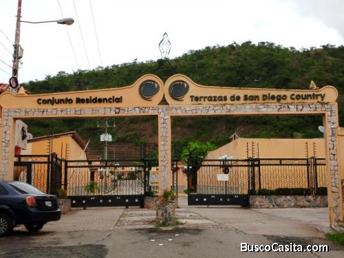 En Venta Town House en Urb. Terrazas de San Diego Country