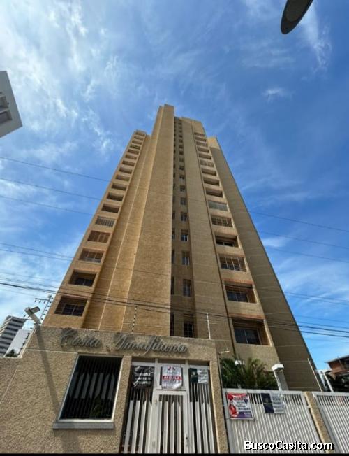Apartamento venta Maracaibo Edif. Costa Amalfitana Sector Paraiso 140324