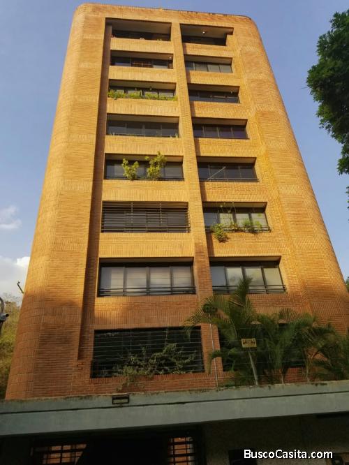 EXCELENTE APARTAMENTO EN VENTA EN LA MEJOR ZONA DE EL CAFETAL CARACAS