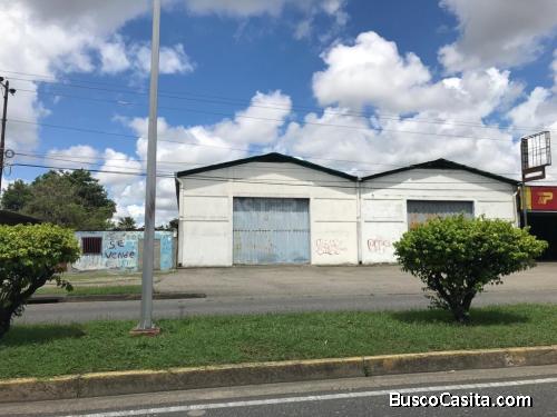 Galpón en venta con excelente ubicación