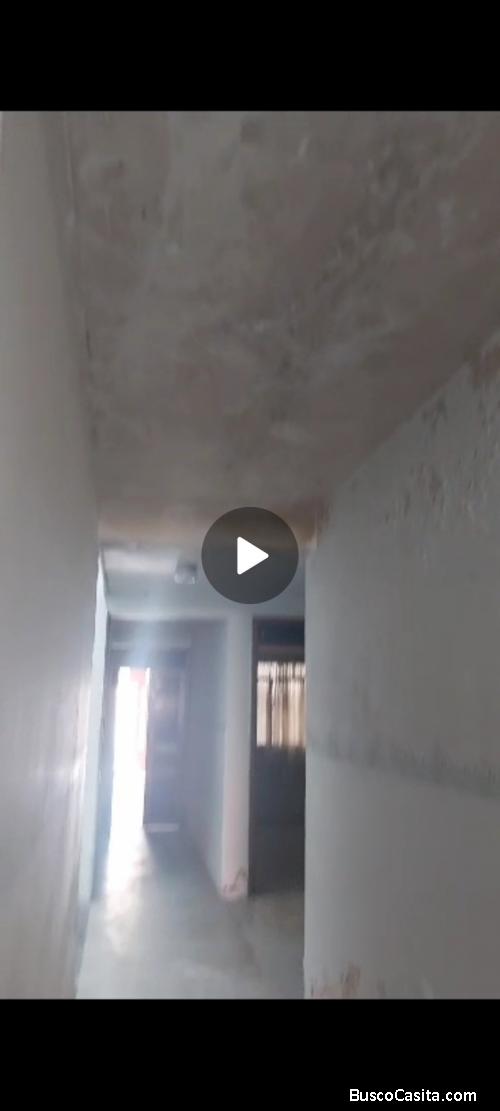 VENTA CASA A 3 CUADRAS PLAZA BOLIVAR DE CIUDAD TURISTICA DE MERIDA VENEZUELA 