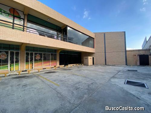 Sonia Correa vende local en C.C Porta Portese en Urbanización El Remanso San Diego