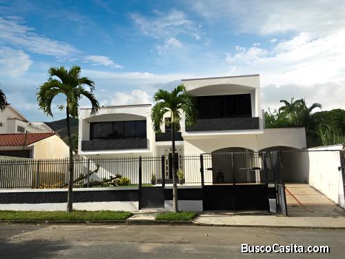 Sonia Correa vende Casa en Urbanización La Viña Valencia Estado Carabobo