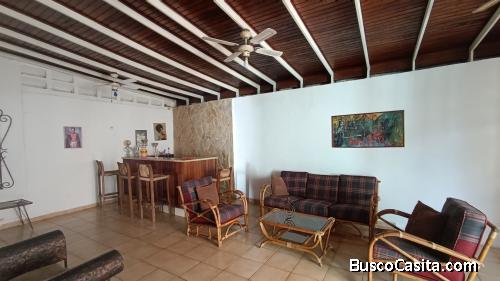 Marbella Mendoza vende casa apartoquinta  en el parral bellisima 