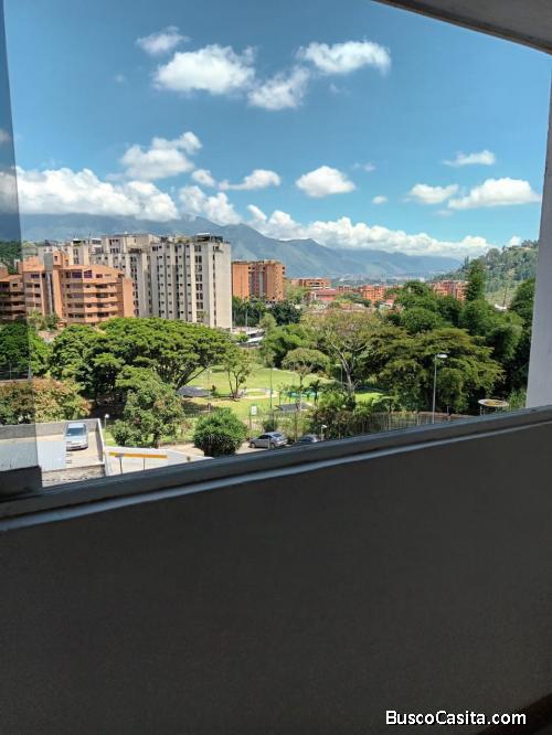 Vendo apartamento con puestos de estacionamiento en Guaicay