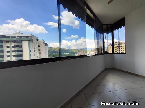 Apartamento en buen estado en calle principal de Valles de Camoruco