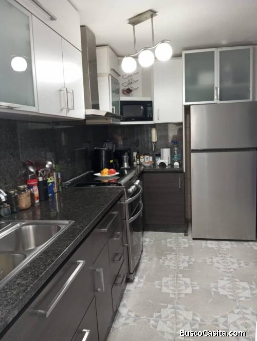 Vendo apartamento 85 mt2 con 2 puestos de estacionamiento en Guaicay