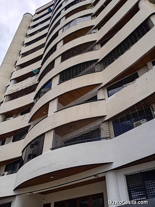 Marbella Mendoza vende apartamento en conjunto residencial country plaza 