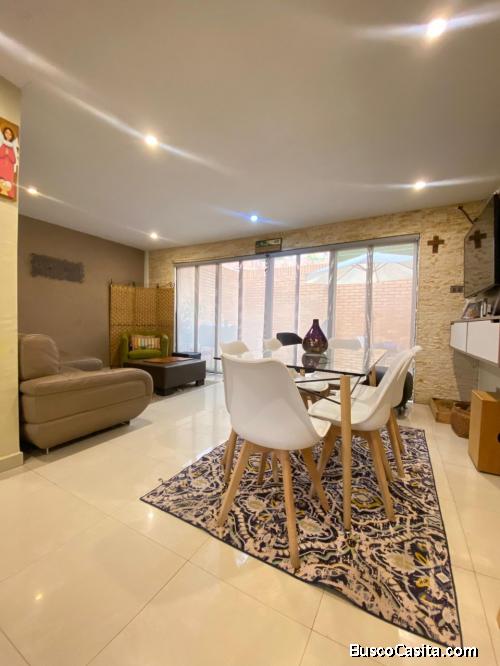 Marbella Mendoza vende TONWHOUSE EN costa azul el parral 