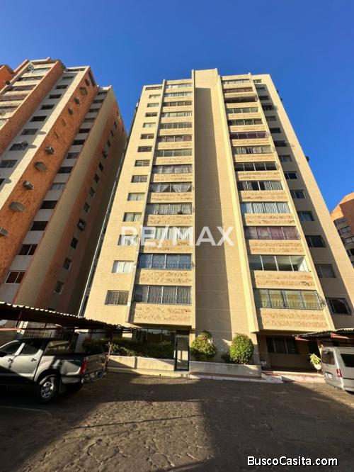Penthouse en Venta Resid. El Valle Sector Banco Mara Remax Millenium