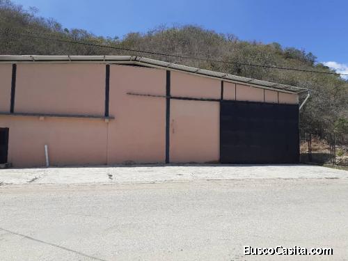 EN VENTA GALPON EN GUACARA 