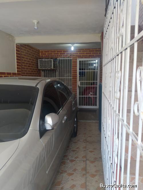 CASA MULTIFAMILIAR EN VENTA URANIZACION MONTESERINO. SAN DIEGO 