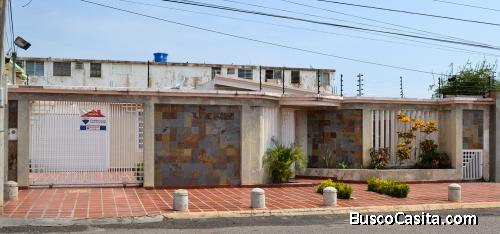 Casa en venta, Urbanización Coromoto, San Francisco, Venezuela.