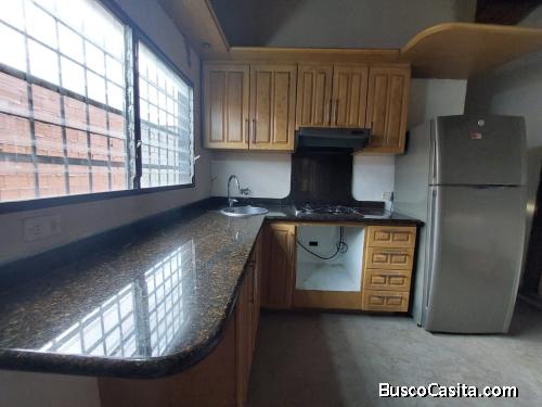 Casa en venta San Joaquin Urb. Carabali II