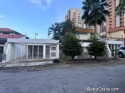 Edna Uzcategui VENDE  Casa en el Parral Valencia, Ubicada en una Calle Cerrada.