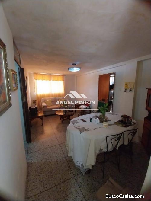 APARTAMENTO EN VENTA EN LA COROMOTO RESIDENCIA DUX SAN FRANCISCO SWUETTERAPI 5823