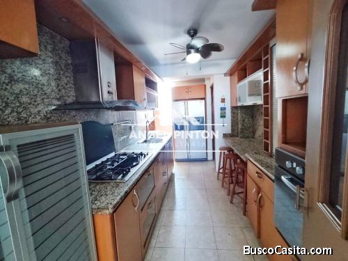APARTAMENTO EN VENTA EN AV CECILIO ACOSTA MARACAIBO SWUETTER API 5857