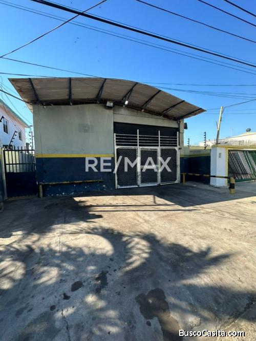 Galpón en Venta Cerrado 18 de Octubre Remax Millenium