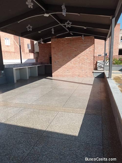 Edna Uzcategui VENDE  Bello y amplio  Townhouse en San Diego Residencias. Vajegreda Sector Monteseri