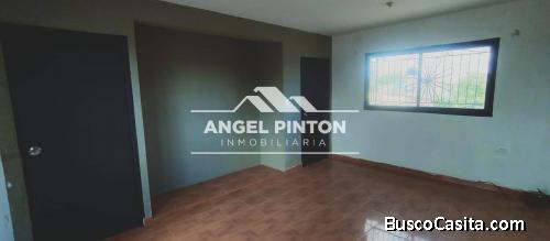 CASA COMERCIAL VENTA ALTOS DEL SOL AMADO MARACAIBO SWUETTER API 6098