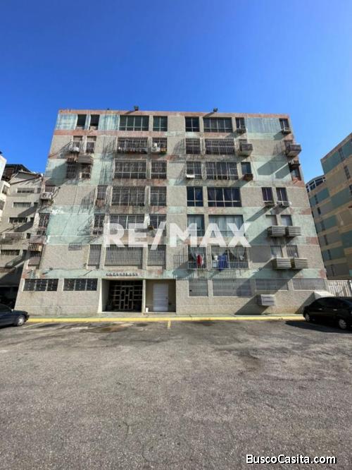 Apartamento en Venta Edif. Las Colinas C-1 Remax Millenium