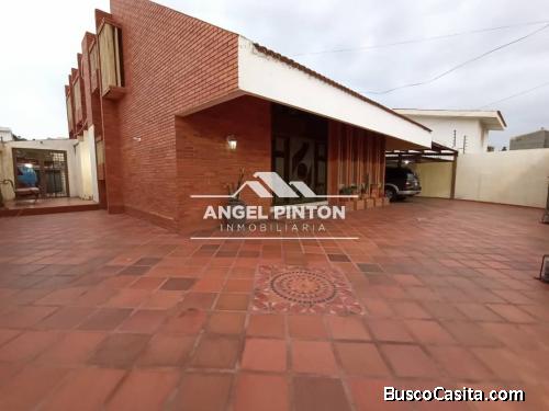 CASA EN VENTA URB CANAIMA MARACAIBO SWUETTER API 0138