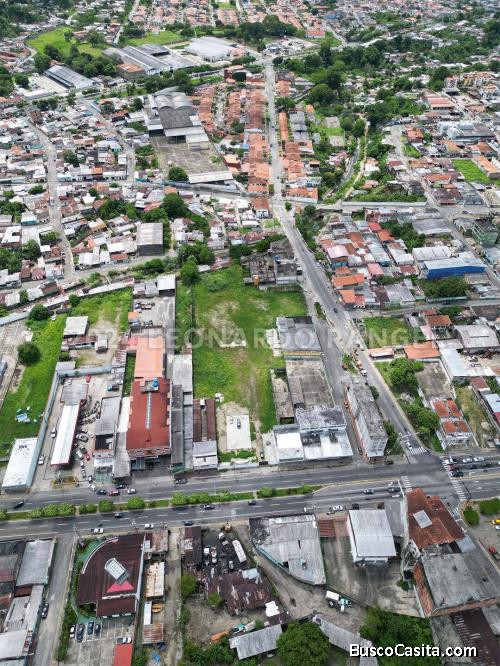 Se Vende Terreno De 7.715 M²en Avenida Bolivar El Vigía, Mérida.