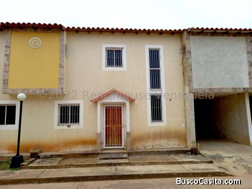 TOWNHOUSE EN VENTA