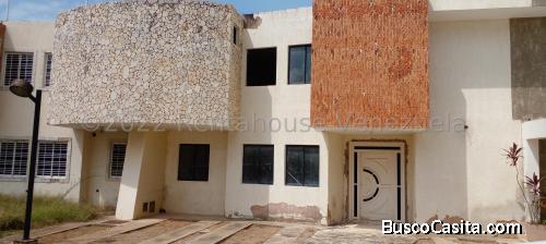 TOWNHOUSE EN VENTA