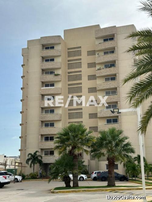 Apartamento En Venta Lago Country III. Remax Millenium