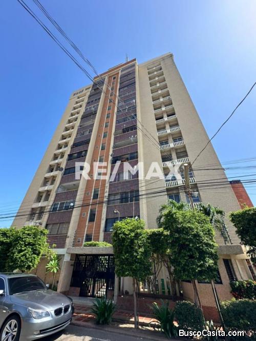 Apartamento En Alquiler Edif. Ana Maria. Remax Millenium