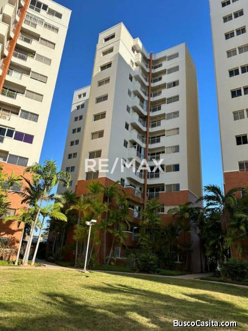 Apartamento En Alquiler Santa Lucia. Remax Millenium