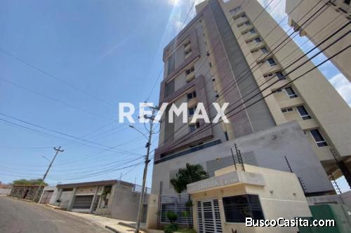 Apto. en Venta Edificio-Saraya Remax Millenium