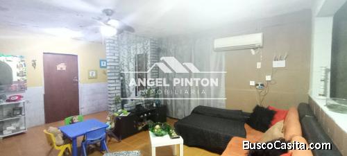 CASA EN VENTA EN LA URB SAN FRANCISCO SWUETTER API 5582