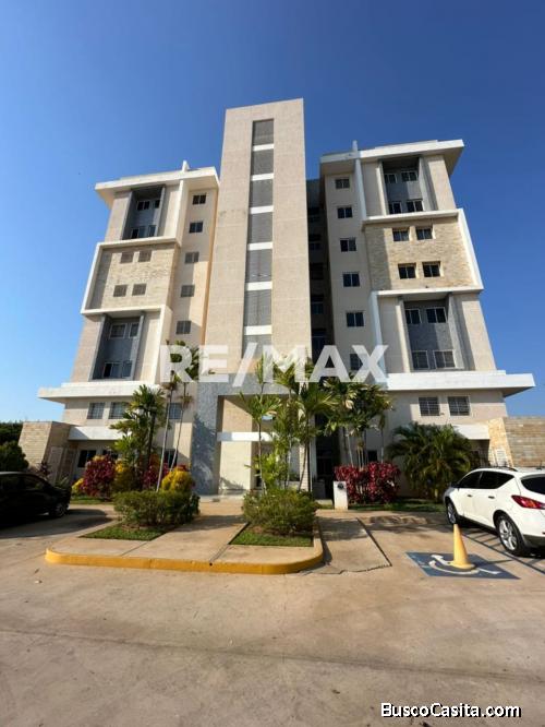 Apto. en Venta Edificio Aguamarina Remax Millenium
