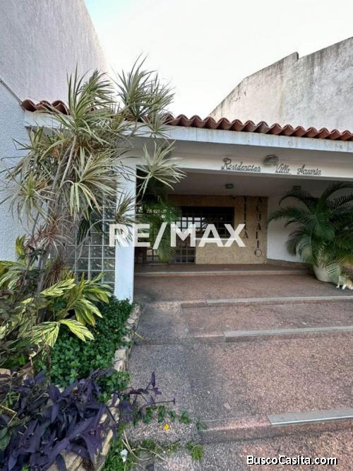 Casa en Venta Urb. Monte Bello. Remax Millenium