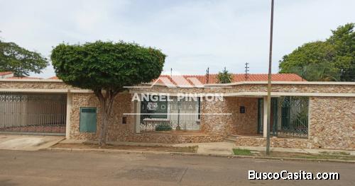 CASA VENTA DORAL NORTE MARACAIBO SWUETTER API 4462