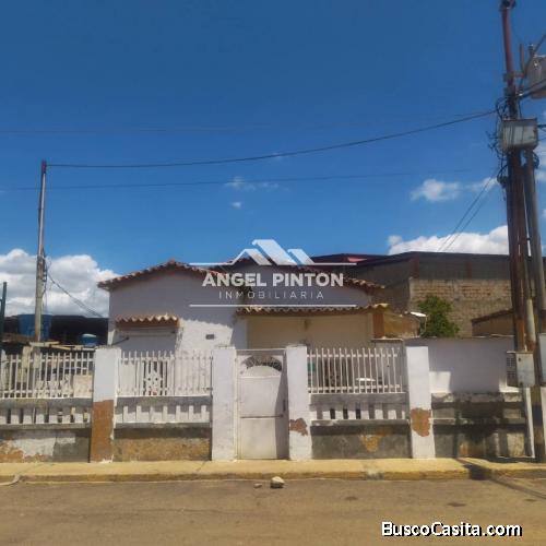CASA COMERCIAL VENTA LOS HATICOS MARACAIBO SWUETTER API 4644