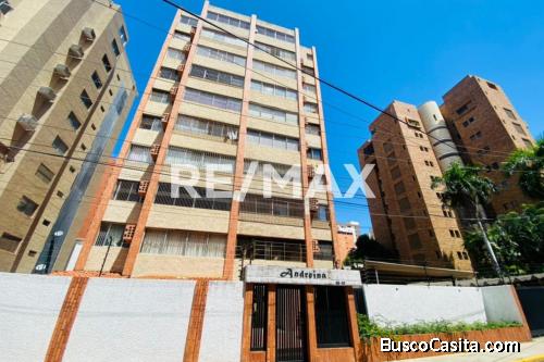 apartamento venta maracaibo Edif. Andreina La Lago 060824