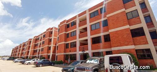 Apto en Venta Edif. Bayona II Remax Millenium
