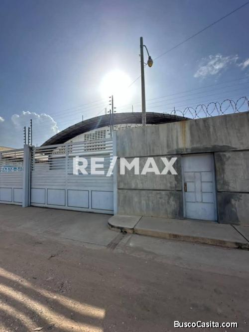 Galpón en Venta. Zona Industrial Sur. Remax Millenium