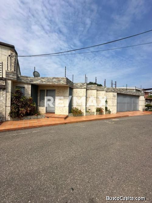 Casa en Venta Urb. La Gilcón Remax Millenium