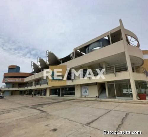 Local Comercial-Alquiler C.C Flamingo Beach Remax Millenium