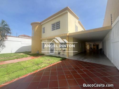 CASA EN VENTA EN LA COROMOTO SAN FRANCISCO SWUETTER API 4065